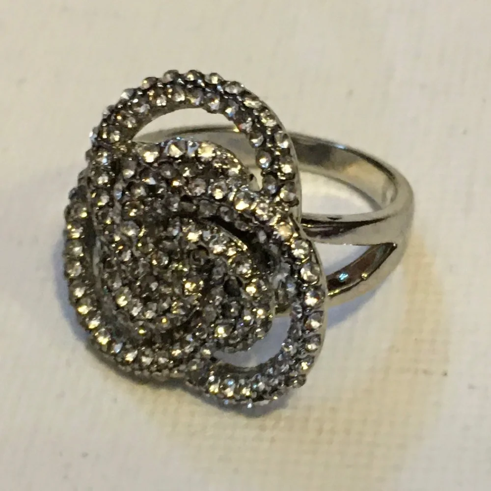 Silver Ring Diamond Sparkle, Swirly Design, 925 Sterling, Size 5, New!